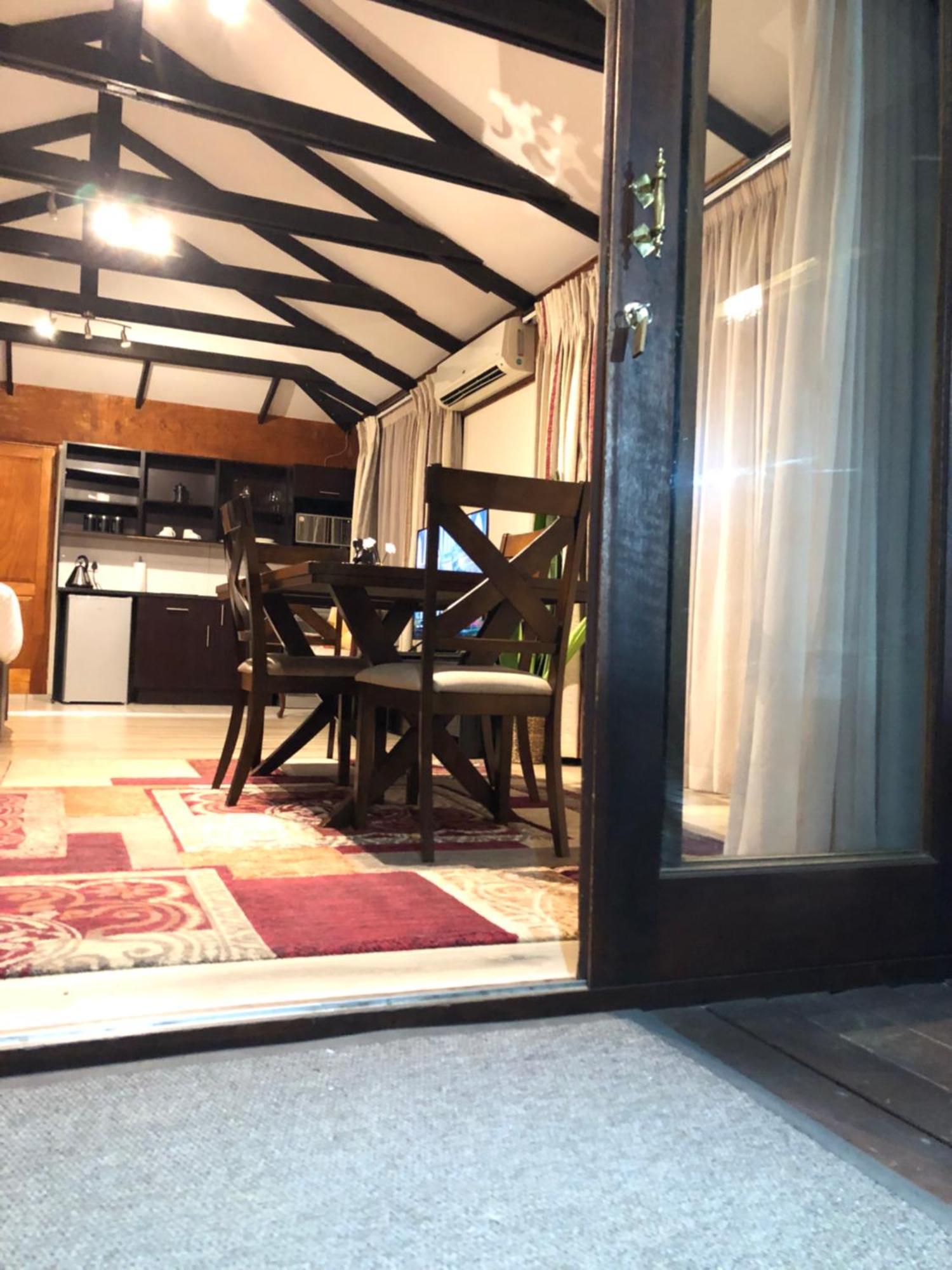 Sand River Guest House Johannesburg Exterior foto